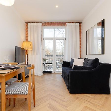 Warsaw Pruszkow Park View Comfortable Apartments By Noclegi Renters Bagian luar foto