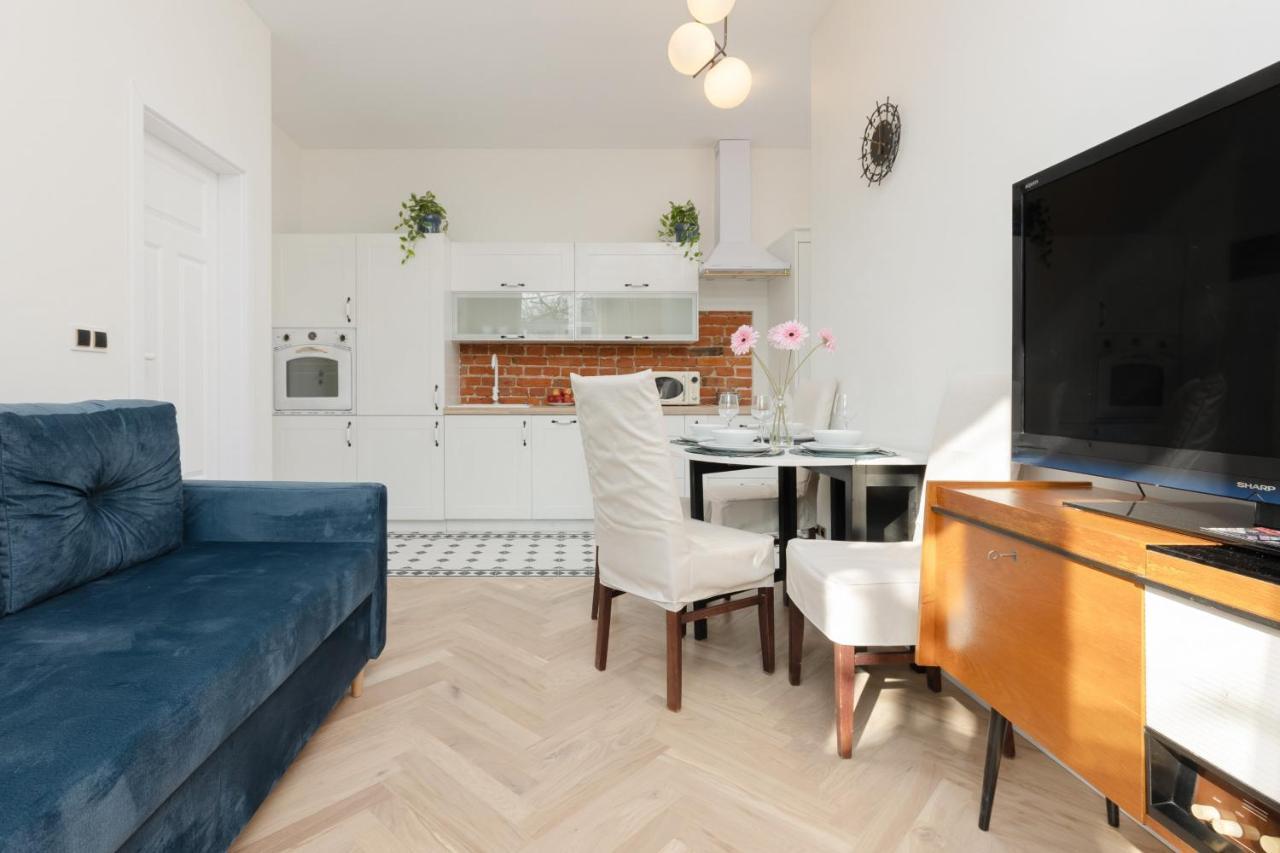 Warsaw Pruszkow Park View Comfortable Apartments By Noclegi Renters Bagian luar foto
