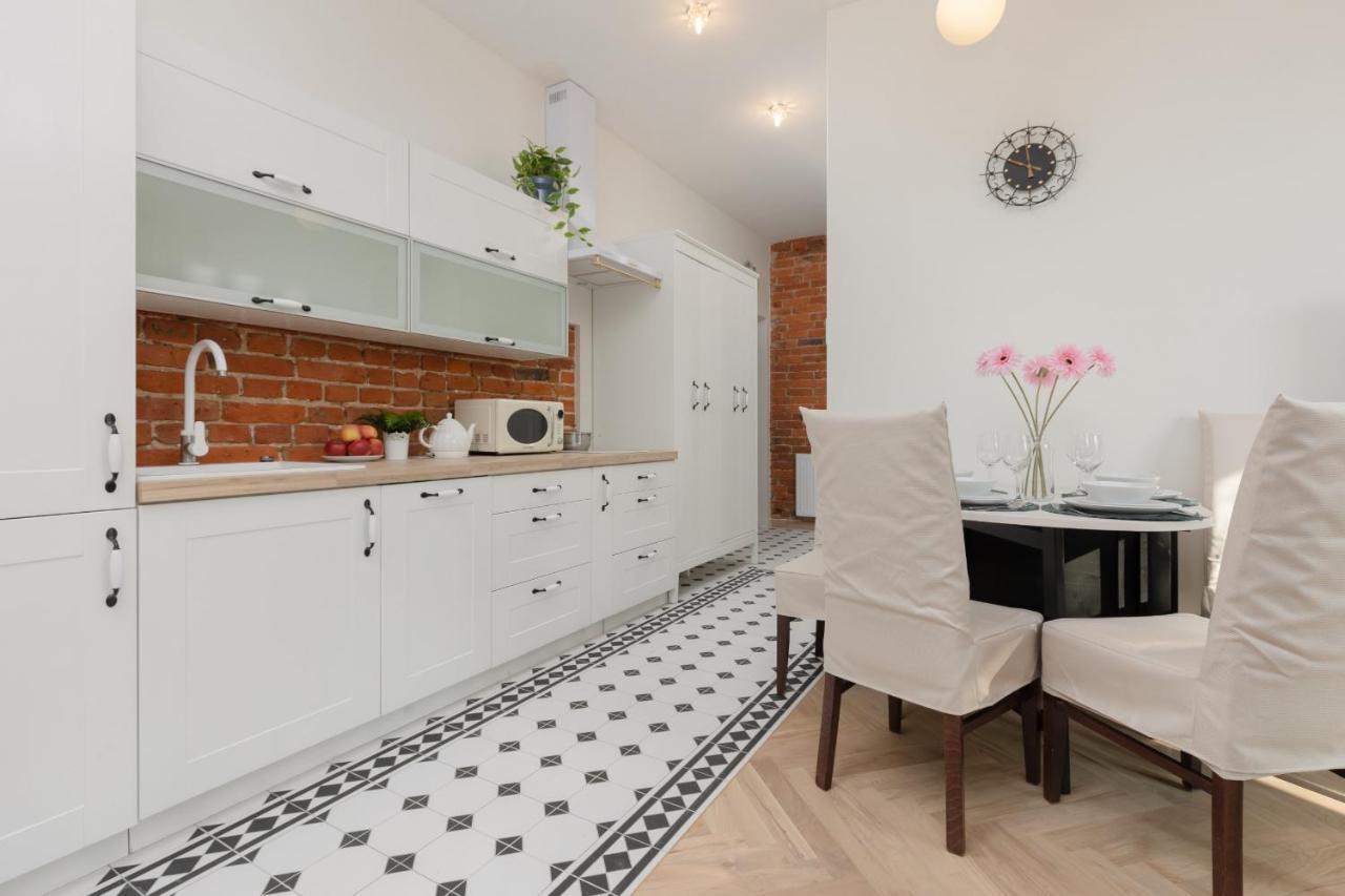Warsaw Pruszkow Park View Comfortable Apartments By Noclegi Renters Bagian luar foto