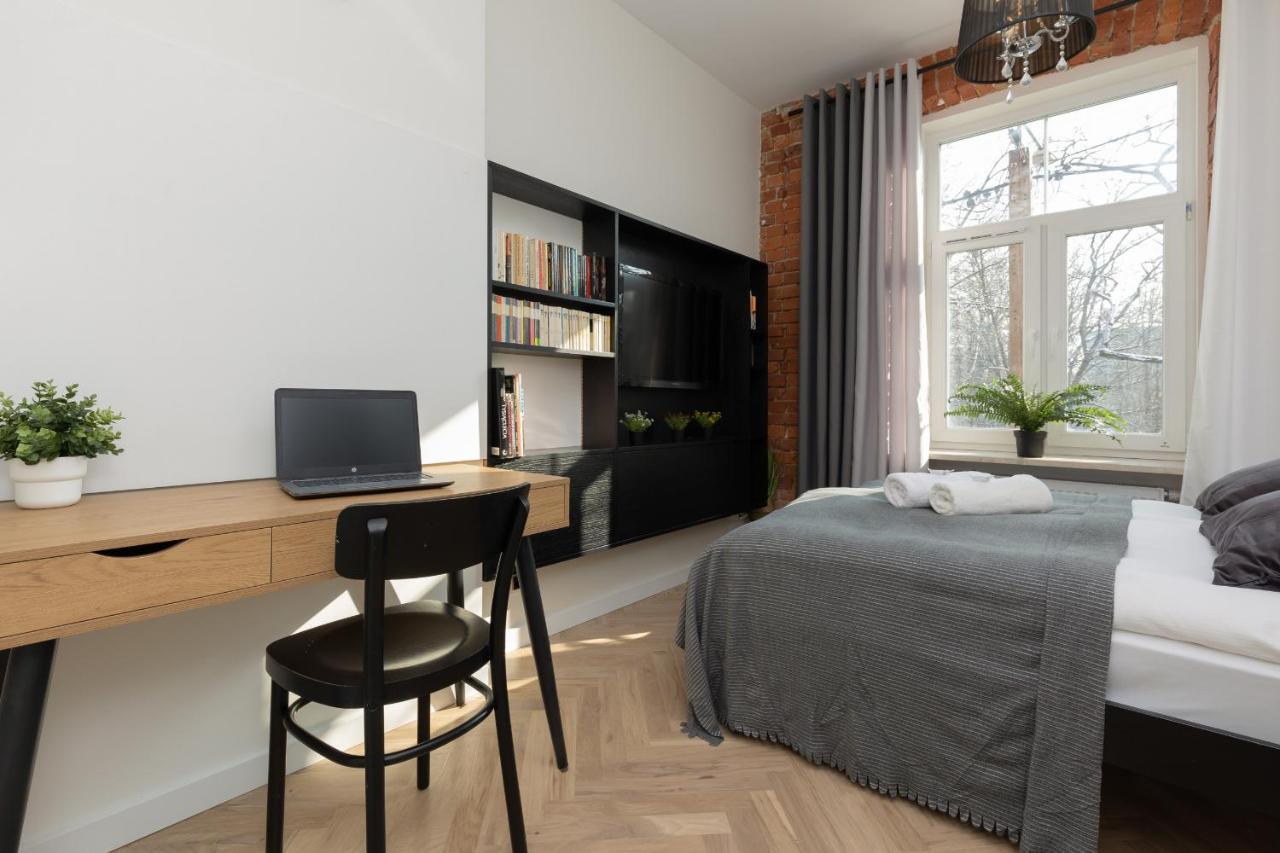 Warsaw Pruszkow Park View Comfortable Apartments By Noclegi Renters Bagian luar foto