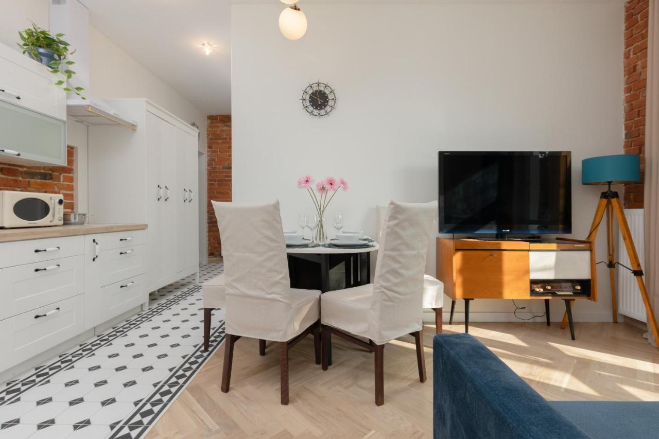 Warsaw Pruszkow Park View Comfortable Apartments By Noclegi Renters Bagian luar foto