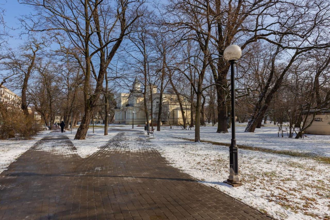 Warsaw Pruszkow Park View Comfortable Apartments By Noclegi Renters Bagian luar foto