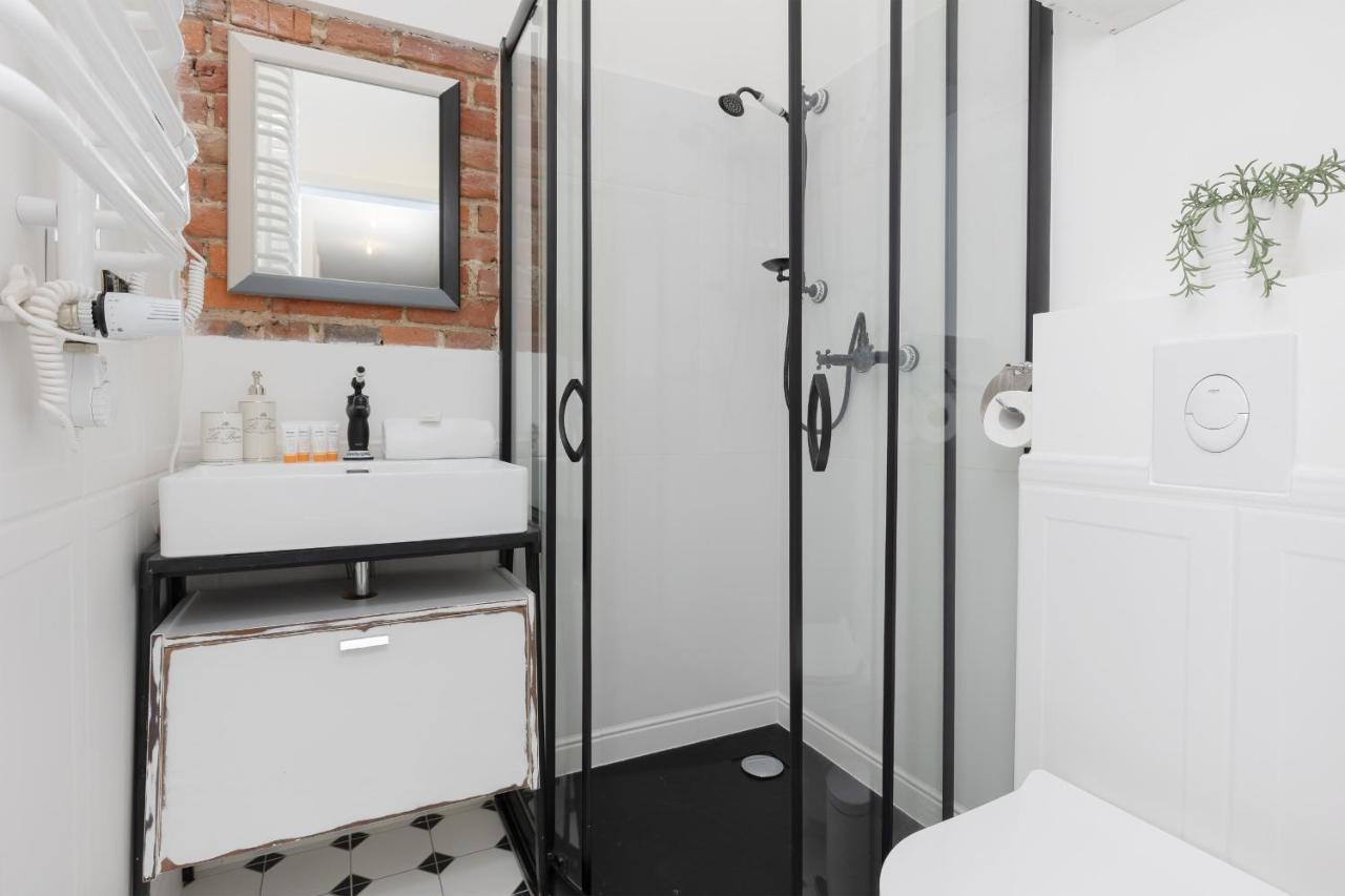 Warsaw Pruszkow Park View Comfortable Apartments By Noclegi Renters Bagian luar foto