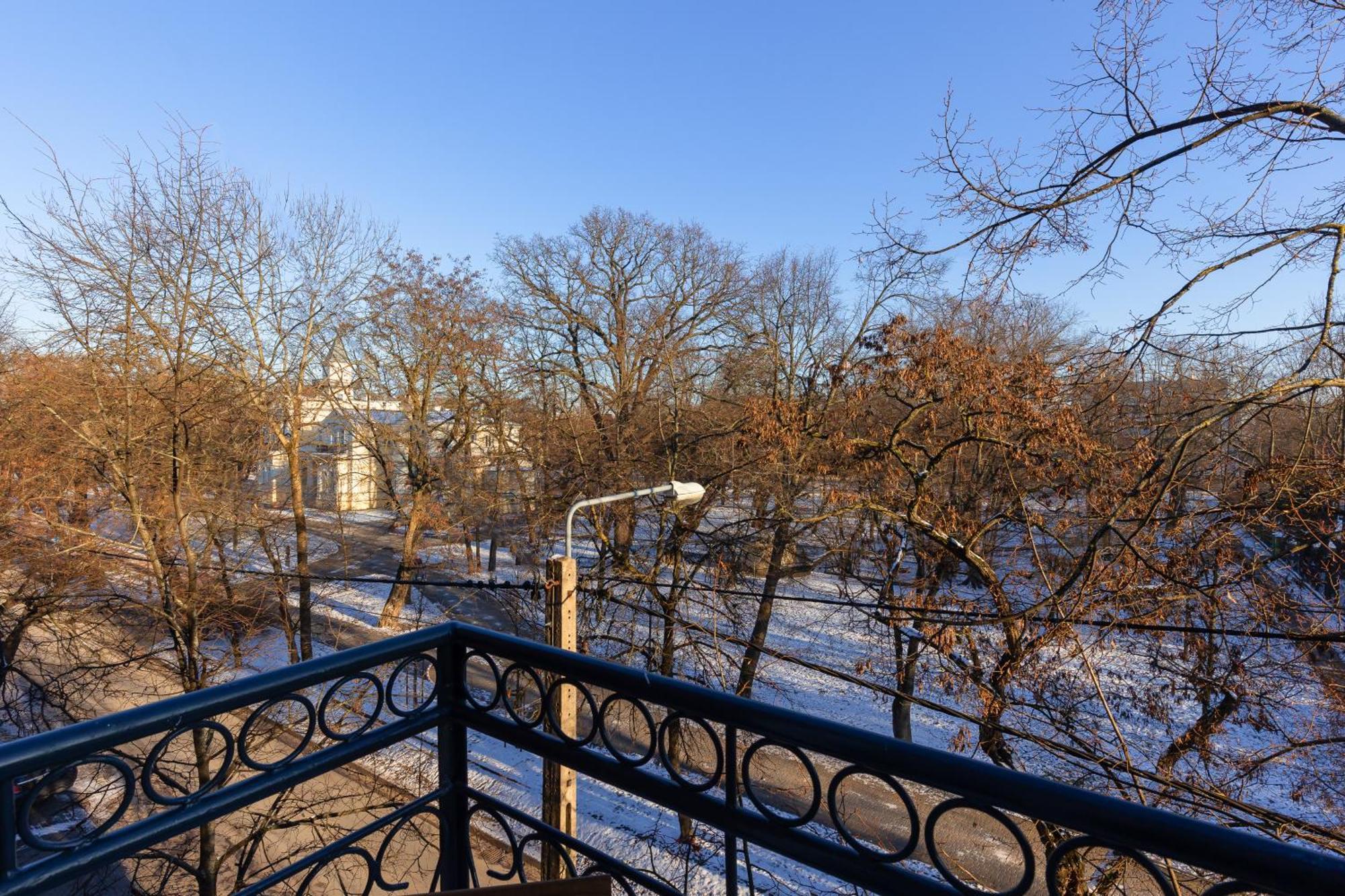 Warsaw Pruszkow Park View Comfortable Apartments By Noclegi Renters Bagian luar foto